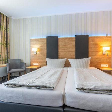 Seehotel Forst Esterno foto